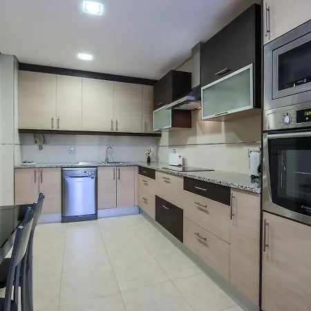 Villa V4, Jardins Branqueira3 Near Beach, Albufeira