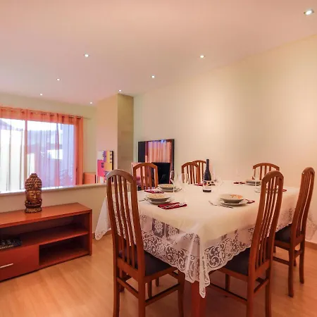 V4, Jardins Branqueira3 Near Beach, 阿尔布费拉