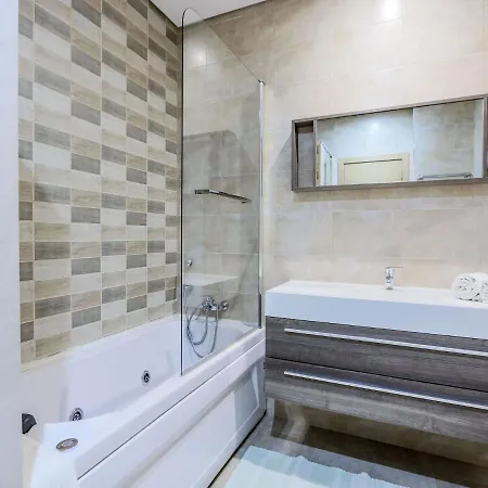 Villa V4, Jardins Branqueira3 Near Beach, *